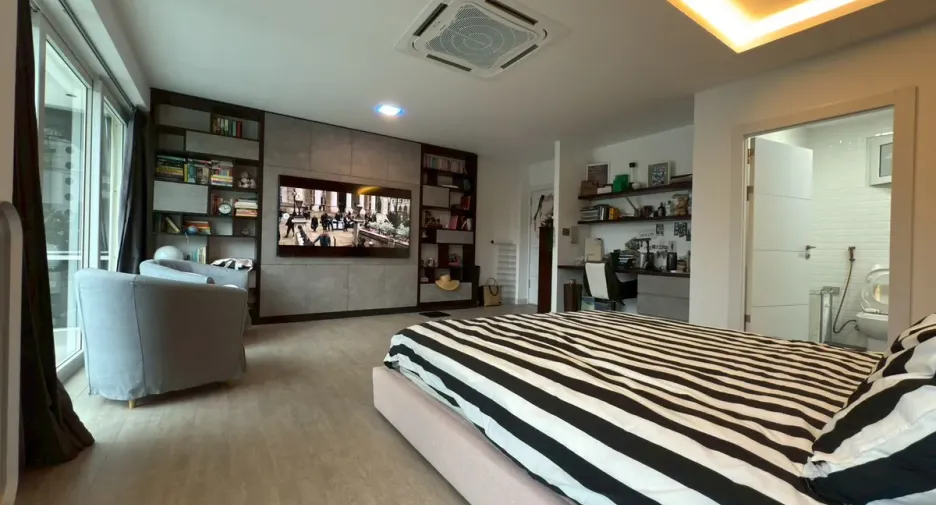 For rent and for sale 5 bedrooms villa in Bang Lamung, Chonburi