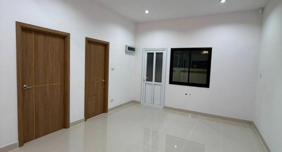 For sale 3 bedrooms house in Huay Yai, Pattaya