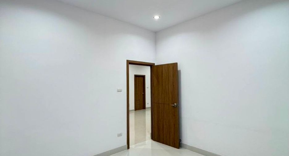 For sale 3 bedrooms house in Huay Yai, Pattaya