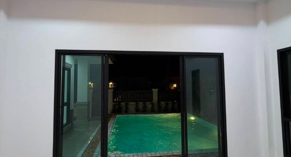 For sale 3 bedrooms house in Huay Yai, Pattaya