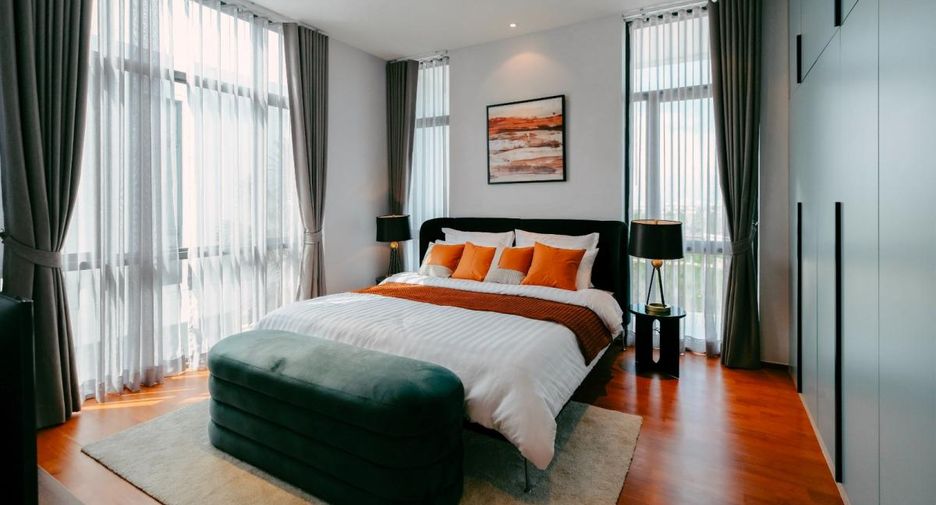 Villa zum Kauf mit 4 Zimmer in Bang Lamung, Chonburi