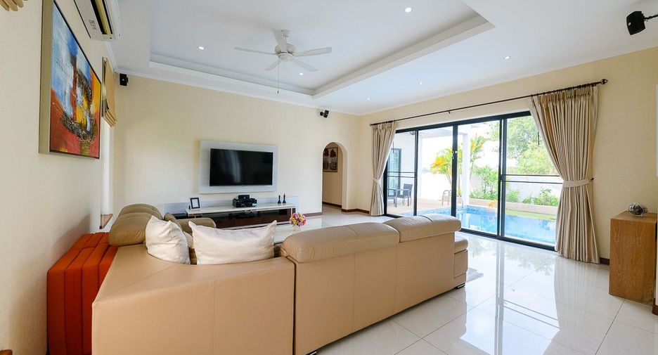 For rent 4 bedrooms house in Bang Lamung, Chonburi