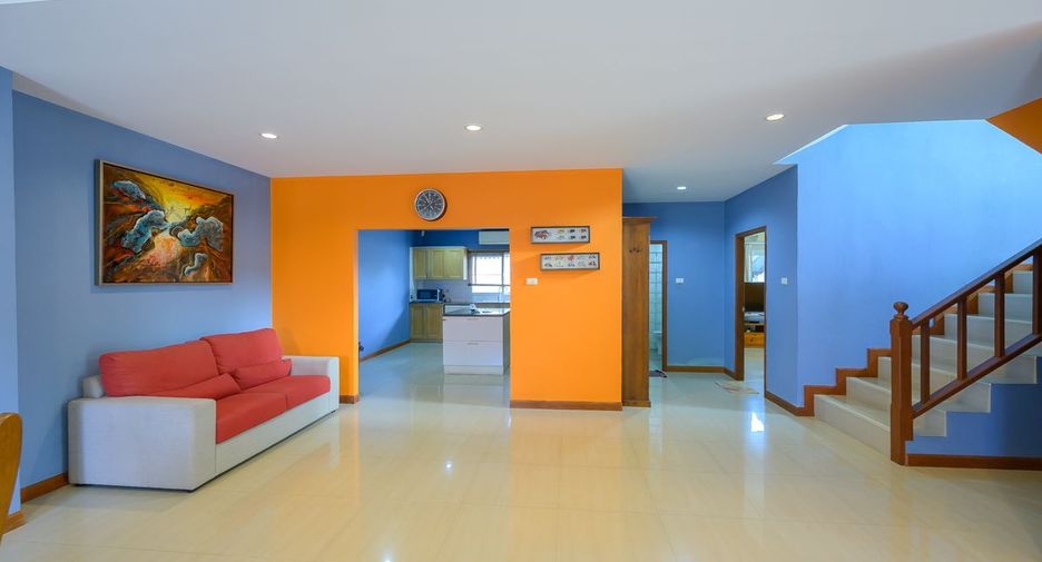 For rent 4 bedrooms house in Bang Lamung, Chonburi