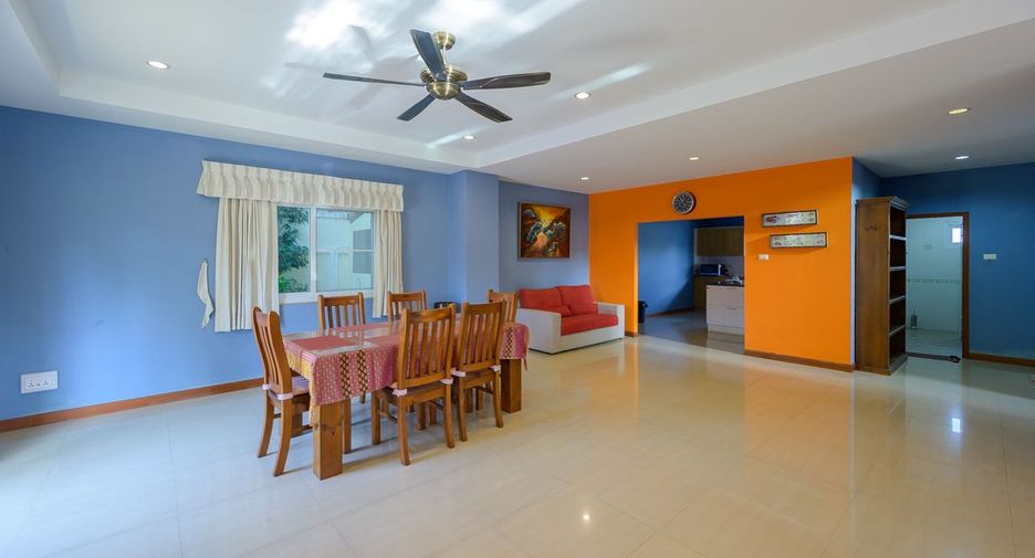 Casa en venta de 5 habitaciones en Bang Lamung, Chonburi
