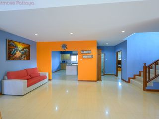 Casa en venta de 5 habitaciones en Bang Lamung, Chonburi