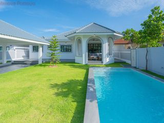 Haus zum Kauf mit 4 Zimmer in Bang Lamung, Chonburi