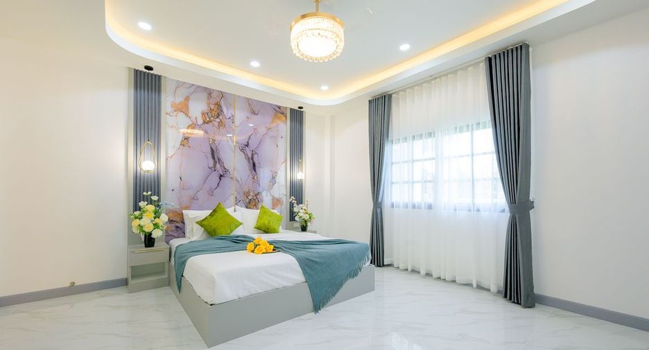 Haus zum Kauf mit 4 Zimmer in Bang Lamung, Chonburi