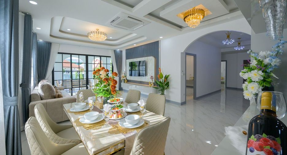 Haus zum Kauf mit 4 Zimmer in Bang Lamung, Chonburi