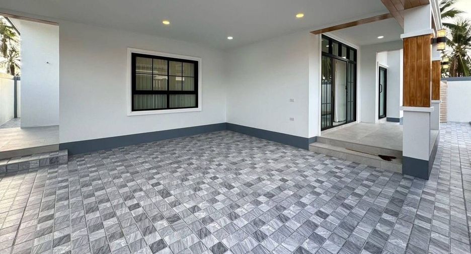 Haus zum Kauf mit 3 Zimmer in Bang Lamung, Chonburi
