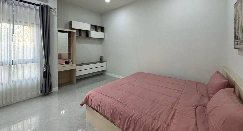 Haus zum Kauf mit 3 Zimmer in Bang Lamung, Chonburi