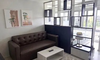 Wohnung zur Miete mit Studio in Phra Khanong, Bangkok