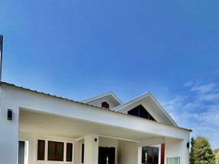Casa en venta de 3 habitaciones en San Kamphaeng, Chiang Mai