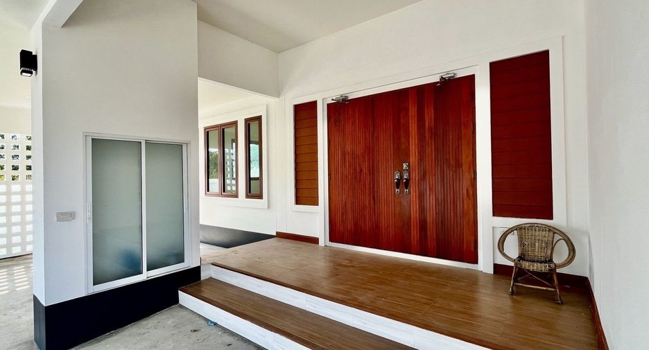 Casa en venta de 3 habitaciones en San Kamphaeng, Chiang Mai
