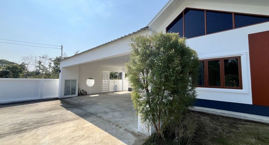 Casa en venta de 3 habitaciones en San Kamphaeng, Chiang Mai