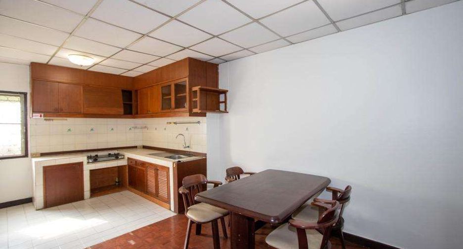 For rent 2 bedrooms house in Mueang Chiang Mai, Chiang Mai
