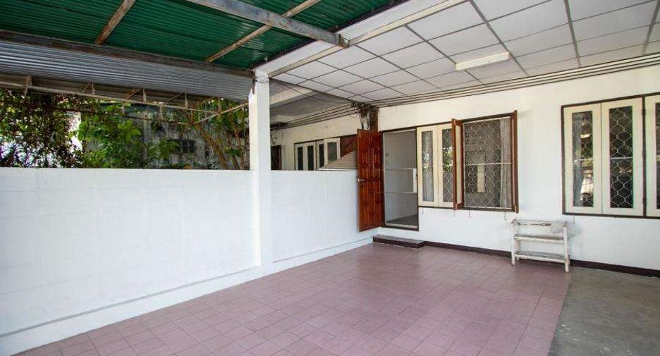 For rent 2 bedrooms house in Mueang Chiang Mai, Chiang Mai