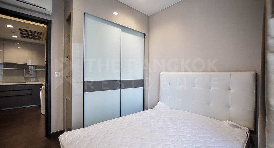 For rent 2 bedrooms condo in Huai Khwang, Bangkok