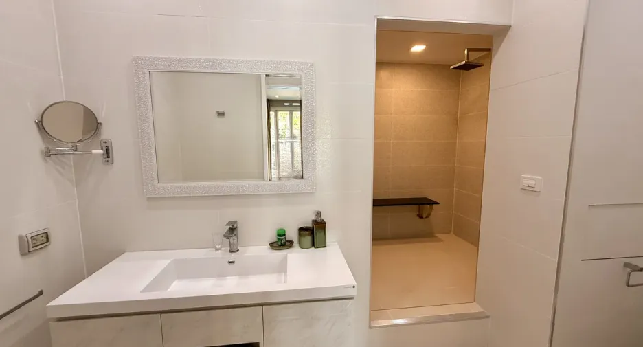 Condo en venta de 4 habitaciones en Jomtien, Pattaya
