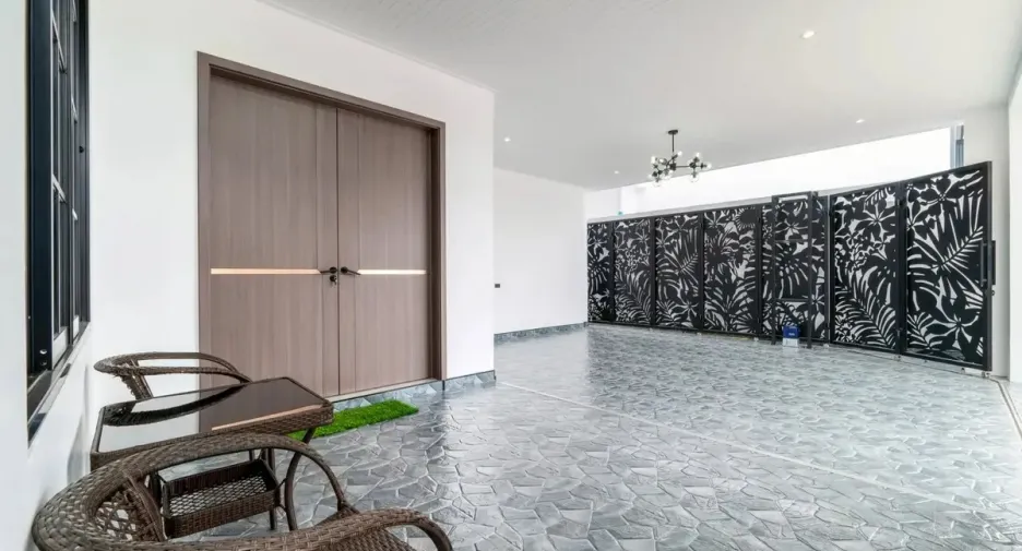 Casa en alquiler y en venta de 3 habitaciones en Bang Lamung, Chonburi