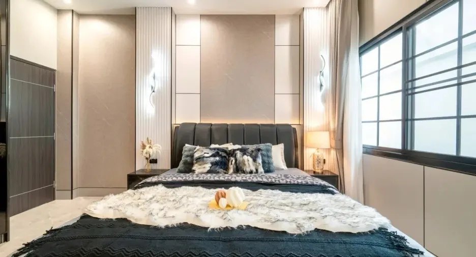 Casa en alquiler y en venta de 3 habitaciones en Bang Lamung, Chonburi