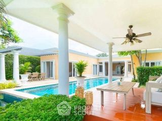 À vendre 4 chambres villa à Bang Lamung, Chonburi