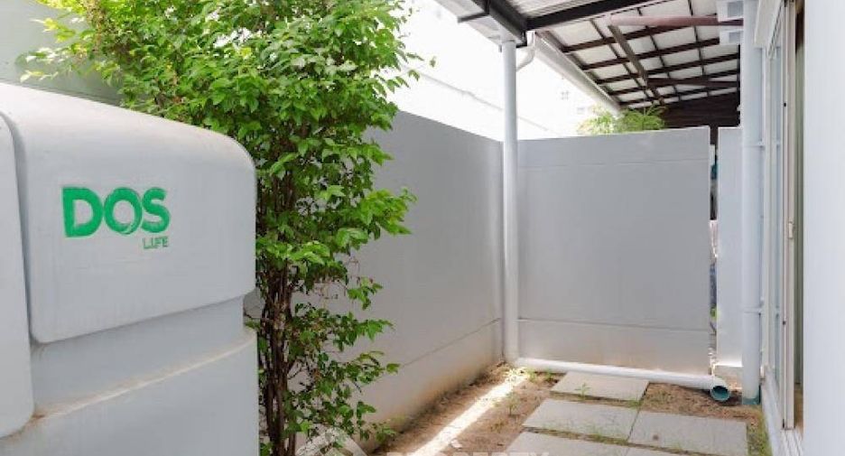 For rent 3 bedrooms townhouse in Prawet, Bangkok
