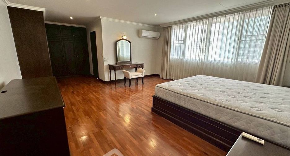 Wohnung zur Miete mit 3 Zimmer in Khlong Toei, Bangkok