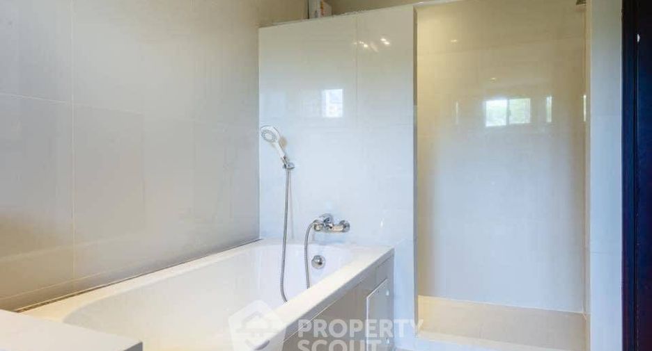 Apartamento en alquiler de 2 habitaciones en Watthana, Bangkok