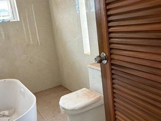 For rent 4 bedrooms house in Suan Luang, Bangkok