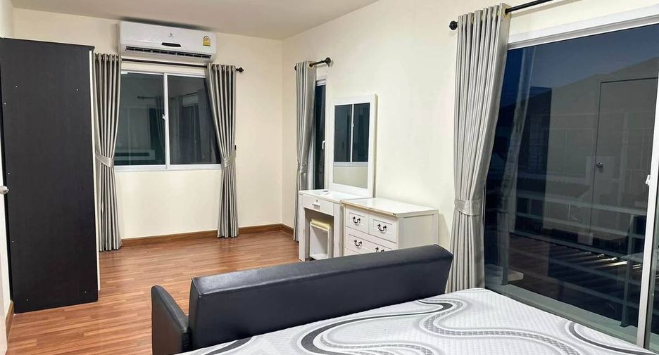 For rent 3 bedrooms house in Bang Lamung, Chonburi