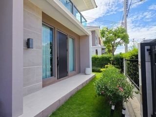 For rent 4 ベッドルーム house in Saphan Sung, Bangkok