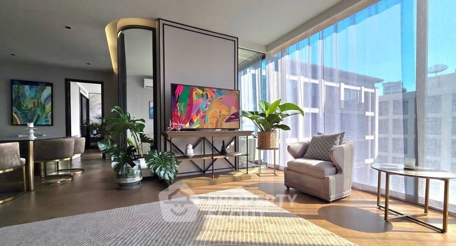 For rent 2 bedrooms condo in Watthana, Bangkok