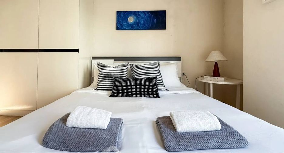 Condo en alquiler de 2 habitaciones en Pathum Wan, Bangkok