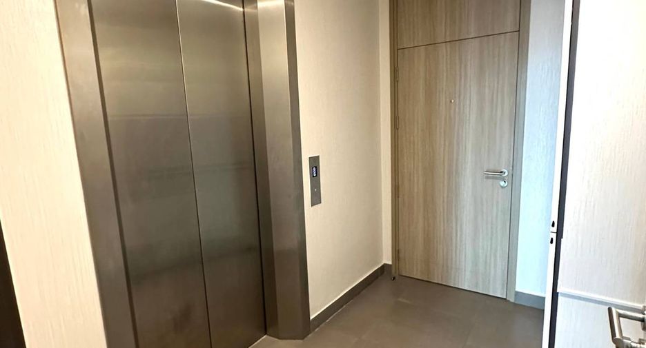 Wohnung zur Miete mit 1 Zimmer in Pathum Wan, Bangkok
