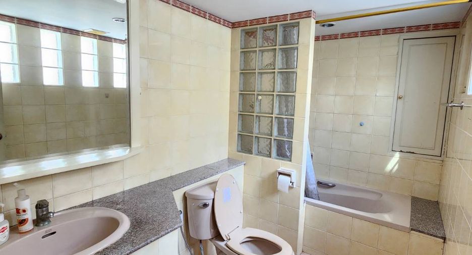 Apartment zur Miete mit 2 Zimmer in Watthana, Bangkok