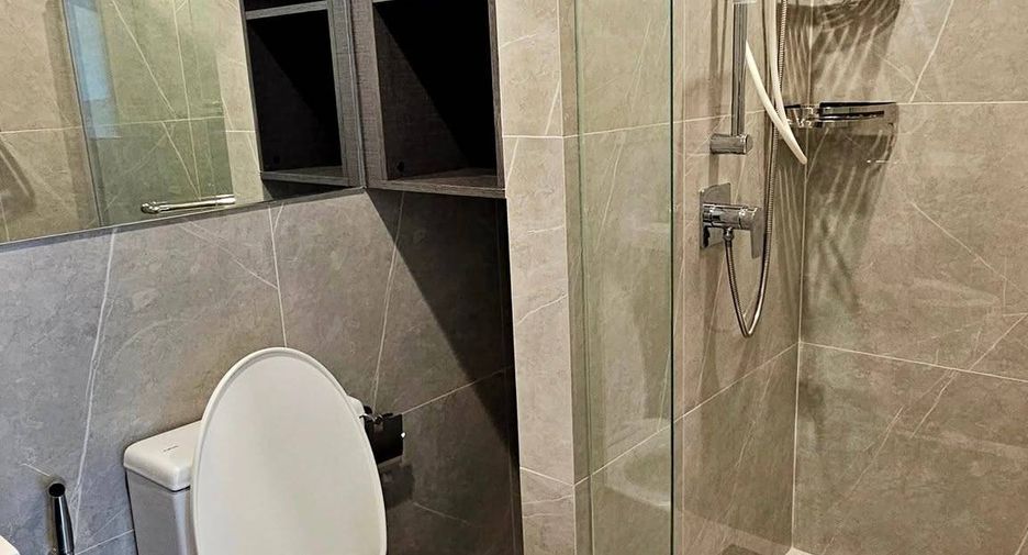 For rent 1 bed condo in Huai Khwang, Bangkok