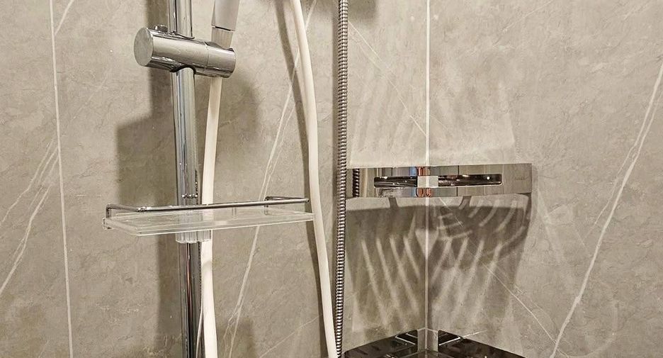 For rent 1 bed condo in Huai Khwang, Bangkok