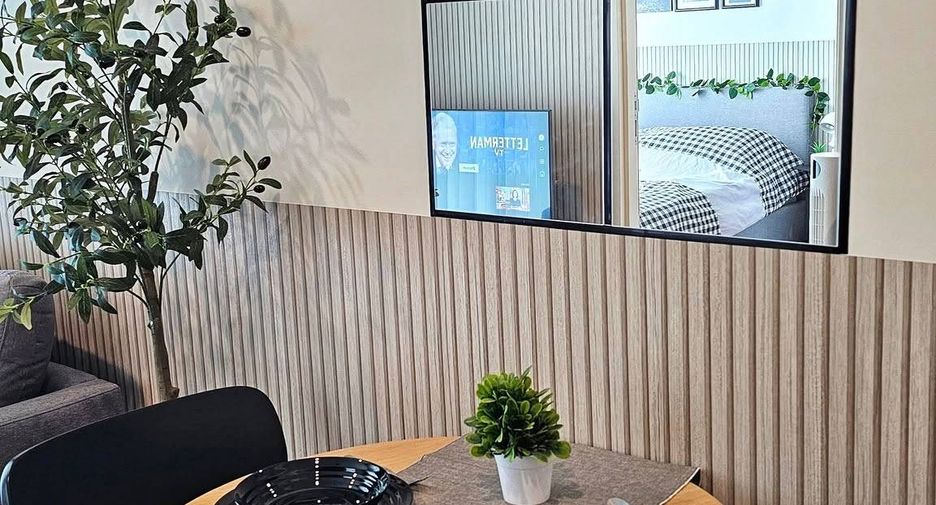 For rent 1 bed condo in Huai Khwang, Bangkok