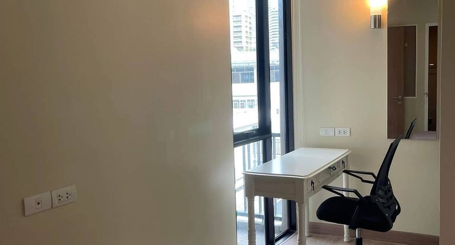 For rent 1 bed condo in Khlong Toei, Bangkok