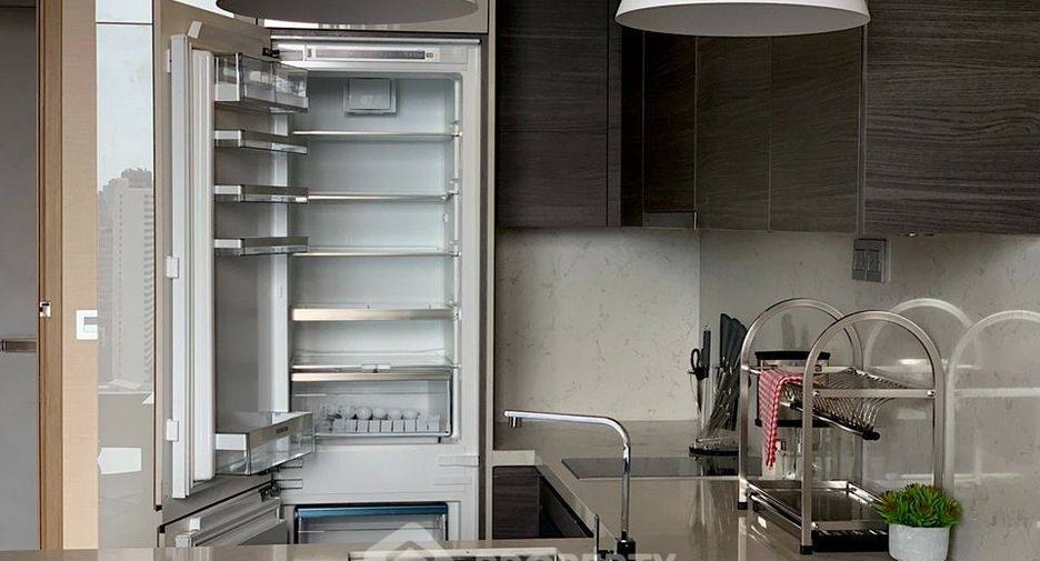 For rent 1 bed condo in Watthana, Bangkok