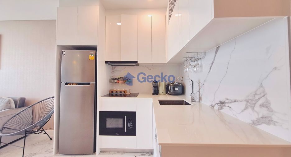 For rent 2 bedrooms condo in Jomtien, Pattaya