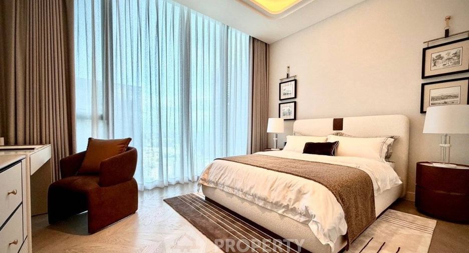 For rent 3 bedrooms condo in Pathum Wan, Bangkok