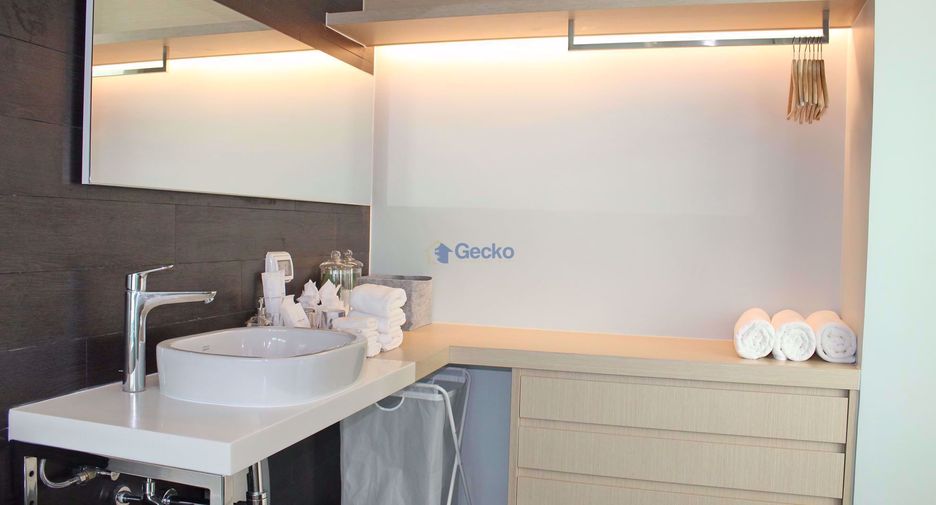 For rent 2 bedrooms condo in Jomtien, Pattaya