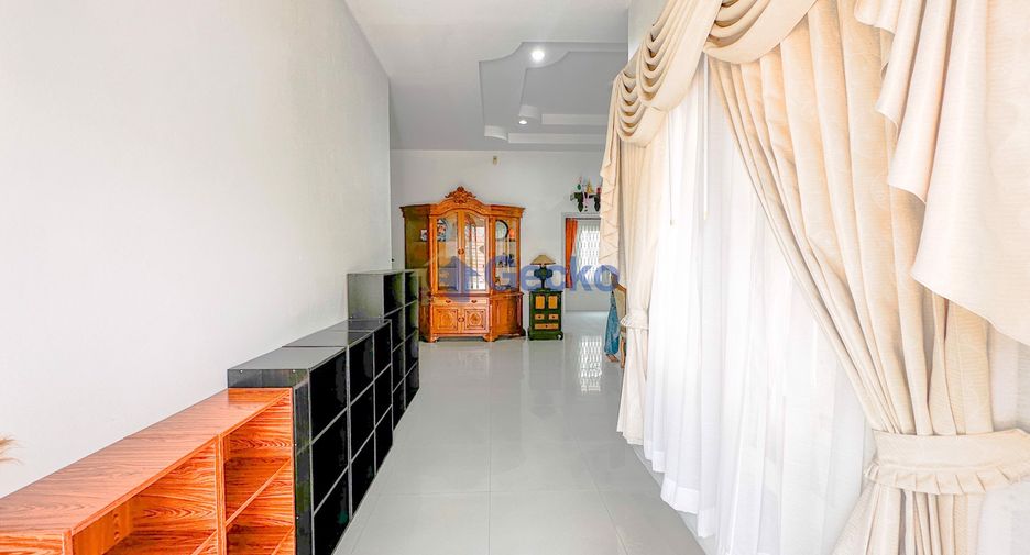 À vendre 3 chambres maison à Bang Saray, Pattaya