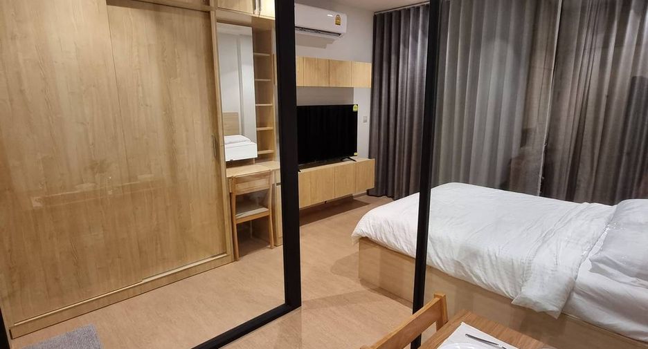 For rent 1 bed condo in Watthana, Bangkok