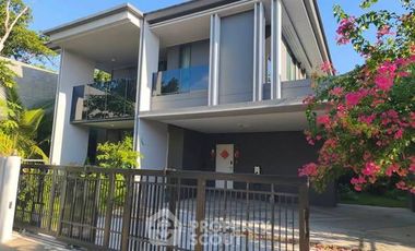 Casa en alquiler de 4 habitaciones en Bang Kapi, Bangkok