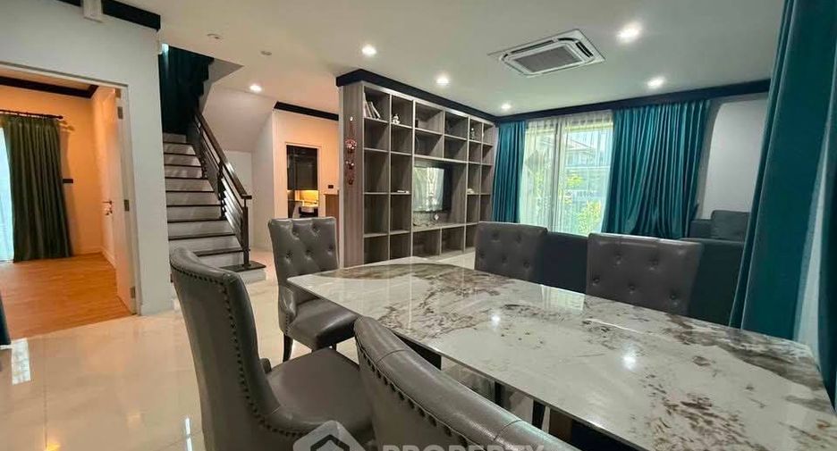 For rent 4 ベッドルーム house in Bang Kapi, Bangkok