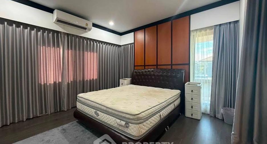 For rent 4 ベッドルーム house in Bang Kapi, Bangkok