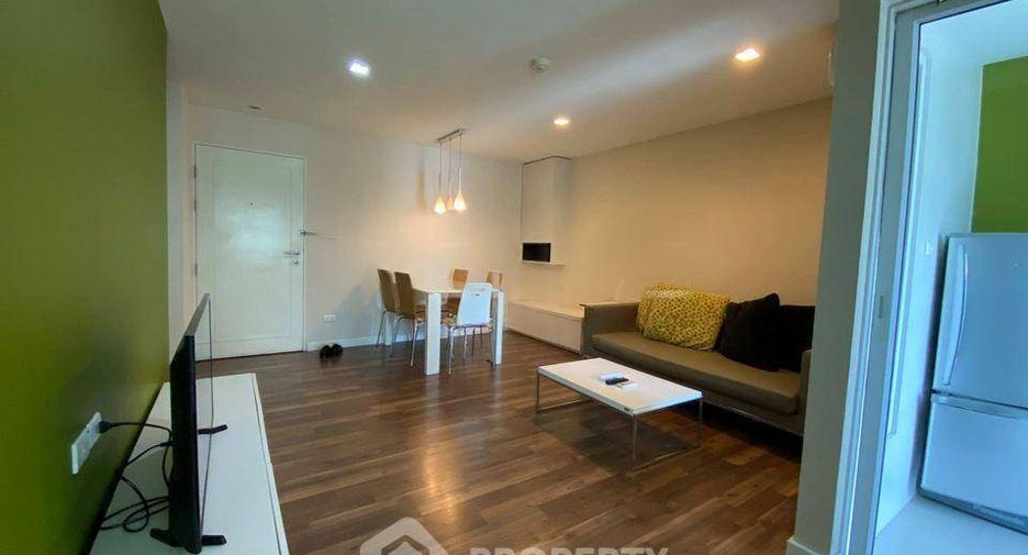 For rent 2 bedrooms condo in Phra Khanong, Bangkok