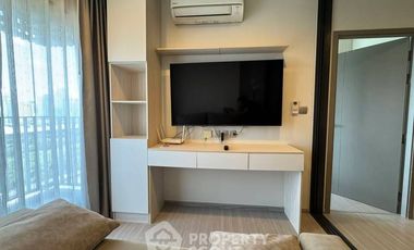 À louer 1 chambre condo à Huai Khwang, Bangkok